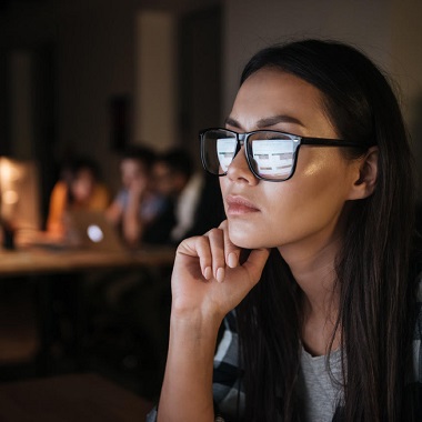 Védd a látásodat a képernyők káros fényétől! Monitorszűrő dioptriás szemüveg készítés választható kerettel, látásvizsgálattal. Utcai viseletre is tökéletes! Most 4.750 Ft előleggel (a helyszínen fizetendő: 14.240 Ft)