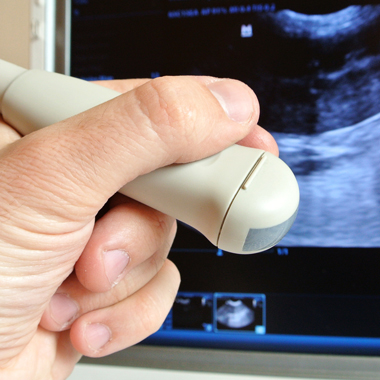 Kombináció az egészséghez: Átfogó hasi és pajzsmirigy ultrahang vizsgálat a pontos diagnózis érdekében a Benyovszky Orvosi Központban